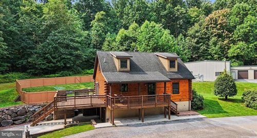 206 Mccorkel Rd, HERSHEY, PA, 17033-9515 | Card Image