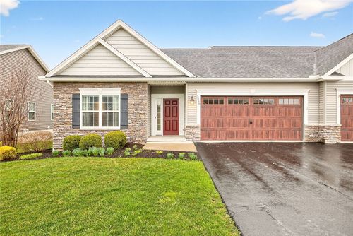 5966 Monarch Dr, Farmington, NY, 14425-9375 | Card Image