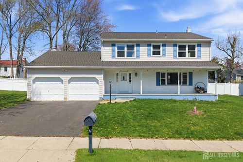 7 Oberlin Ct, Edison, NJ, 08820-1816 | Card Image
