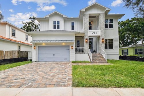 211 S Renellie Dr, Tampa, FL, 33609-2530 | Card Image