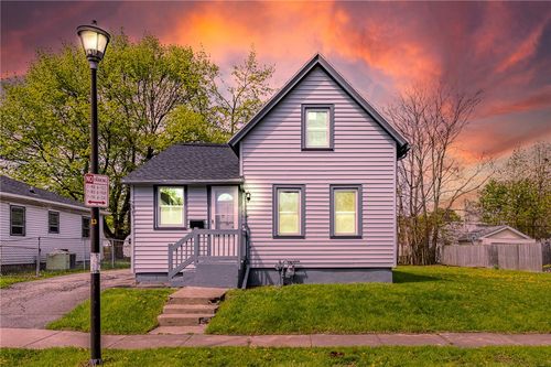 201 Clairmount St, Rochester, NY, 14621-4233 | Card Image