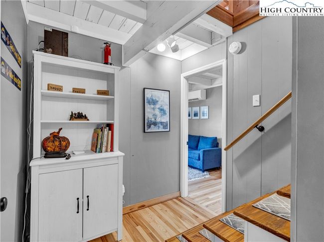 222 Grassy Gap Loop Rd, House other with 3 bedrooms, 3 bathrooms and null parking in Beech Mountain NC | Image 24