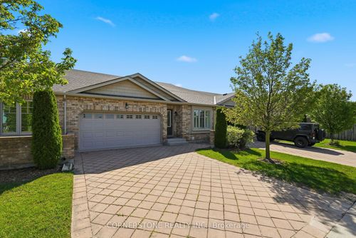 2086 Denview Ave, London, ON, N6G0J5 | Card Image