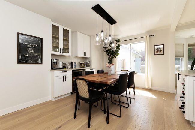 12028 Chestnut Cres, House other with 4 bedrooms, 3 bathrooms and 4 parking in Pitt Meadows BC | Image 6