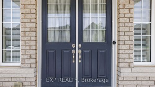 {{alt}} | Card Image