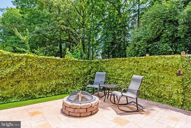 6004 Forrest Hollow Ln, Townhouse with 3 bedrooms, 4 bathrooms and null parking in SPRINGFIELD VA | Image 38