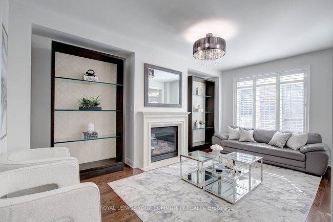24 Rock Elm Crt, House other with 5 bedrooms, 4 bathrooms and 4 parking in Maple ON | Image 23