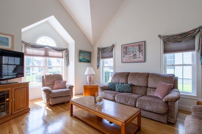 79 Hampton Meadows, Condo with 3 bedrooms, 1 bathrooms and null parking in Hampton NH | Image 3