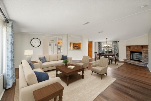 101 Edgewood Blvd, LAKE WALES, FL, 33898-4901 | Card Image