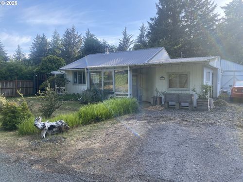 42768 Myrtle Ln, PortOrford, OR, 97465 | Card Image