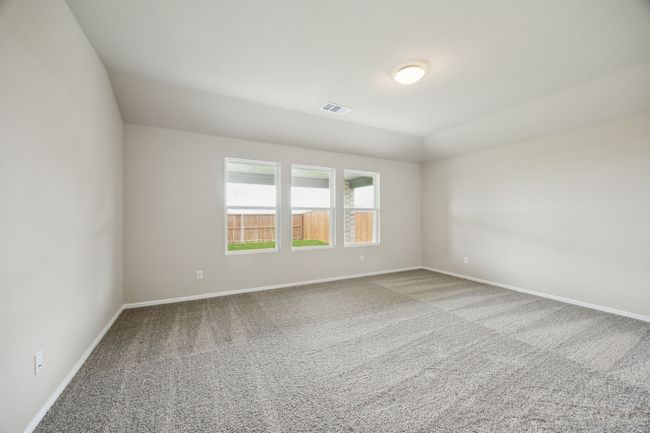 1139 Bermuda Bnd, House other with 4 bedrooms, 2 bathrooms and null parking in Seagoville TX | Image 11