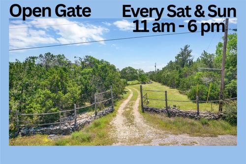 700 Oak Grove Rd, San Marcos, TX, 78666-8852 | Card Image