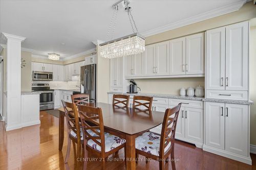 635-50 Richmond St E, Oshawa, ON, L1G7C7 | Card Image