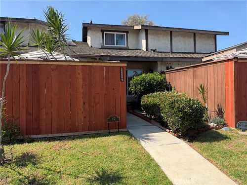 2-22333 E Harry Bridges Blvd, Wilmington, CA, 90744 | Card Image