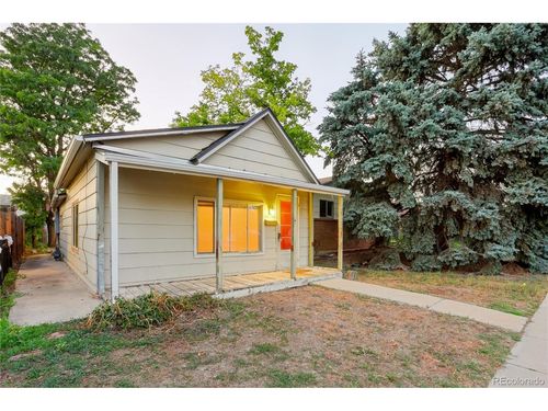 2929 Lincoln, Denver, CO, 80113 | Card Image