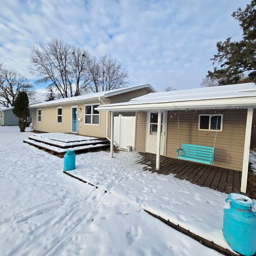 214 Deerwood Avenue Ne, Wadena, MN, 56482 | Card Image