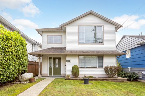 2230 Hawthorne Ave, Port Coquitlam, BC, V3C1W6 | Card Image