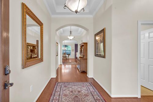 44 Windsor Bridge Dr, Conroe, TX, 77384-3713 | Card Image
