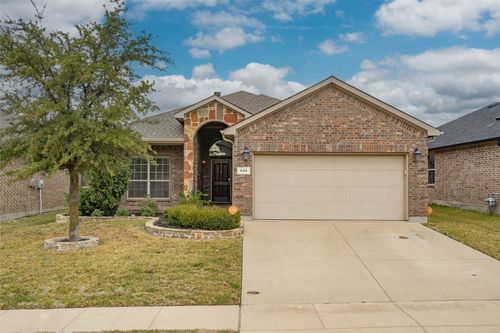 649 Cattlemans Way, Fort Worth, TX, 76131-3125 | Card Image