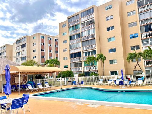 705-500 Ne 12th Ave, Hallandale Beach, FL, 33009-3638 | Card Image