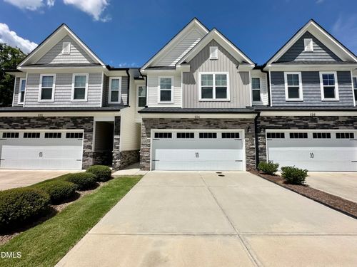 124 Orvis Dr, Holly Springs, NC, 27540-9681 | Card Image