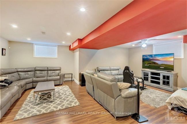475 Creekview Way, House other with 4 bedrooms, 4 bathrooms and 4 parking in Gloucester ON | Image 20