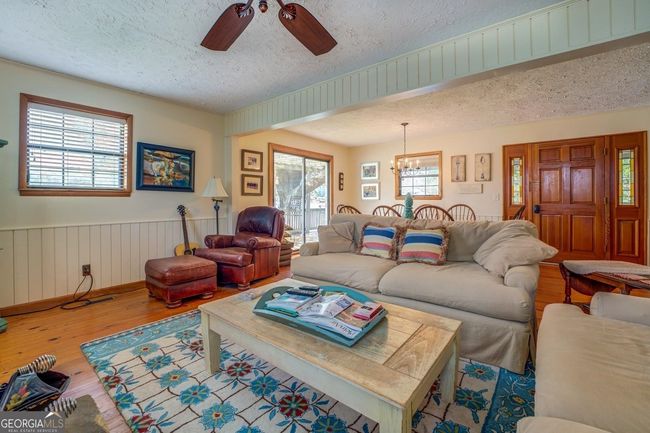 393 Templeton Cir, House other with 3 bedrooms, 2 bathrooms and 2 parking in Mansfield GA | Image 23