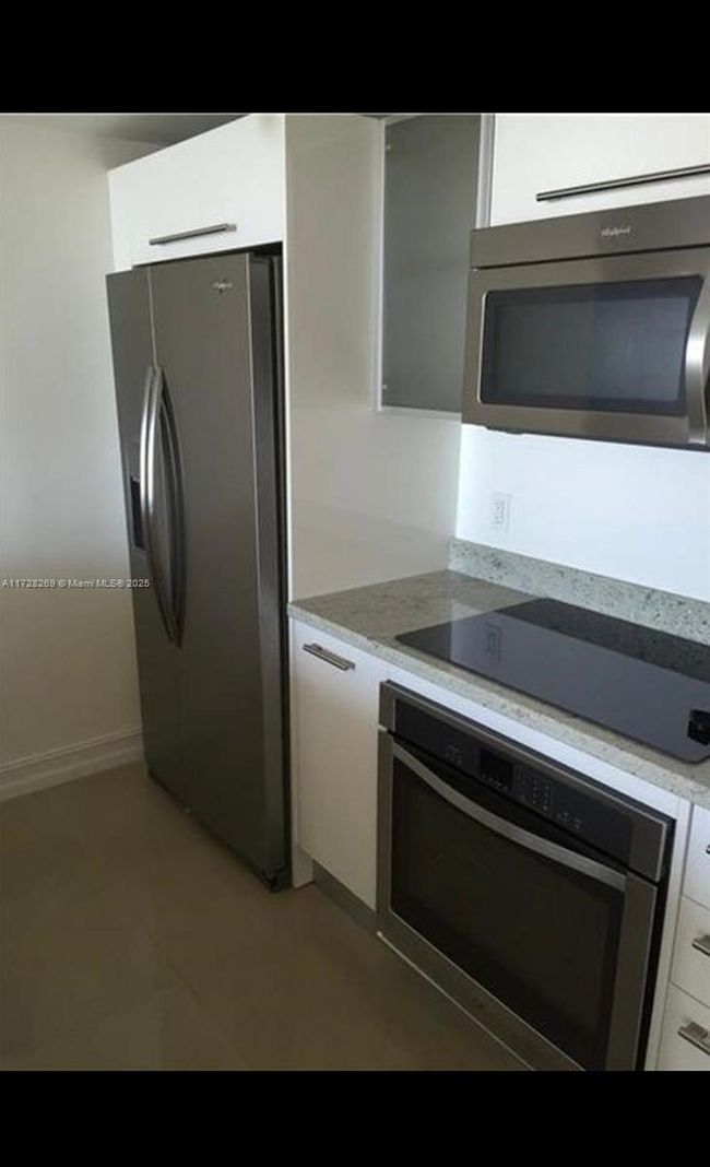 APT-2505 - 185 Sw 7 Th St, Condo with 1 bedrooms, 2 bathrooms and null parking in Miami FL | Image 7