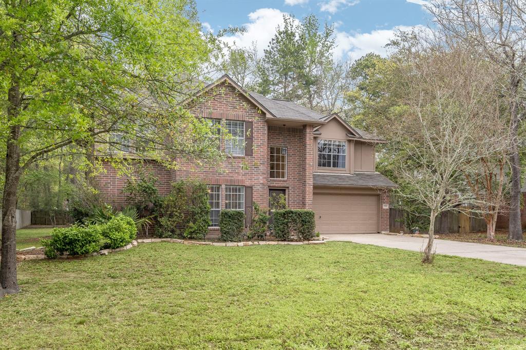 Grant Dr, Magnolia, TX 77354