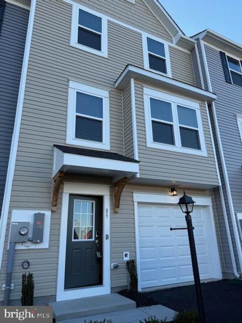 85 Tumblehome Rd, INWOOD, WV, 25428-1390 | Card Image