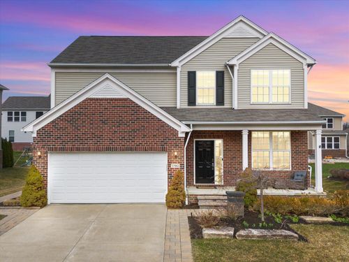 57662 Village Dr, New Hudson, MI, 48165-8598 | Card Image