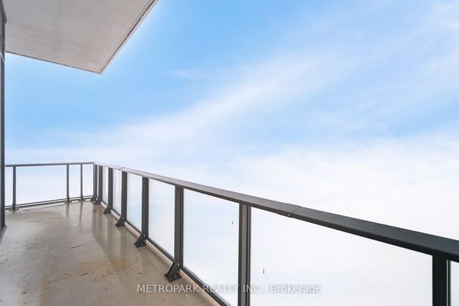 PH215 - 9000 Jane St, Condo with 2 bedrooms, 3 bathrooms and null parking in Concord ON | Image 31
