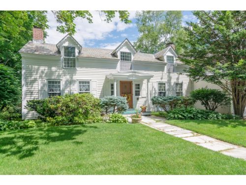 3372 Main St, Manchester, VT, 05254-4131 | Card Image