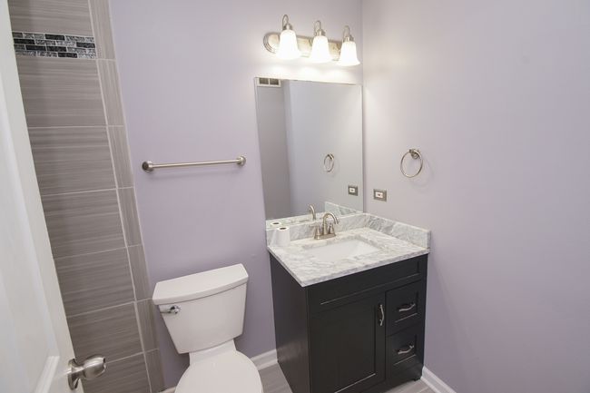 706 - 706 Hidden Creek Ln, Home with 3 bedrooms, 2 bathrooms and null parking in North Aurora IL | Image 18