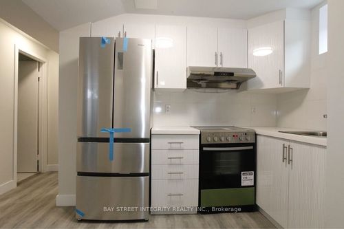 87 Tulane Cres, North York, ON, M3A2C2 | Card Image
