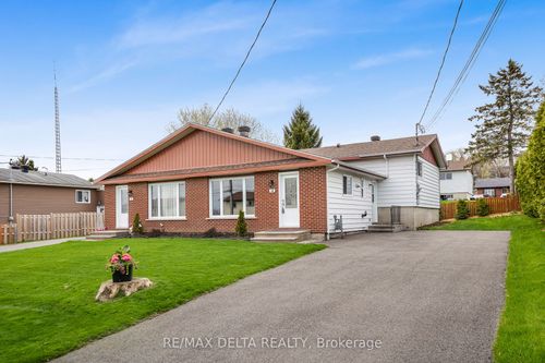 68 Boyd St, Vankleek Hill, ON, K0B1R0 | Card Image
