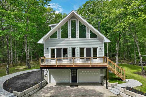 105 Nichols Rd, Center Ossipee, NH, 03814-6004 | Card Image