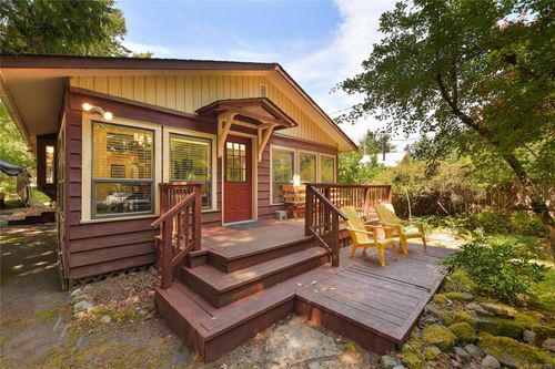 513 Cedar Hill Rd, Mayne Island, BC, V0N2J1 | Card Image