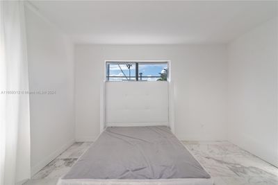 12 - 922 Jefferson Ave, Condo with 2 bedrooms, 2 bathrooms and null parking in Miami Beach FL | Image 2