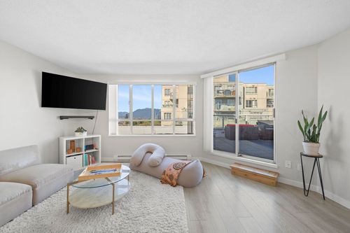 1208-3455 Ascot Pl, Vancouver, BC, V5R6B7 | Card Image