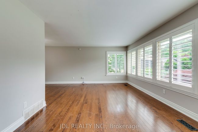 1266 Lambeth Rd, House other with 4 bedrooms, 3 bathrooms and 3 parking in Oakville ON | Image 5