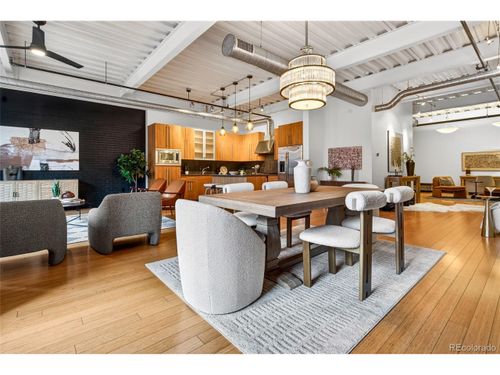 apt-202-1360 Walnut St, Boulder, CO, 80302-5190 | Card Image