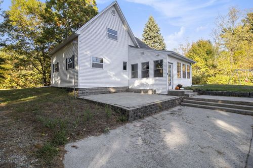 5553 W Johnson Rd, Ludington, MI, 49431-1512 | Card Image