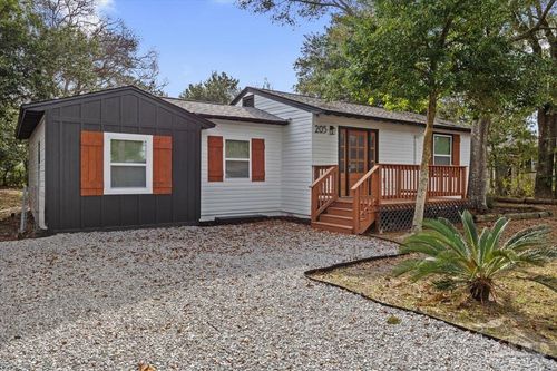 205 Ruberia Ave, Pensacola, FL, 32507-2460 | Card Image