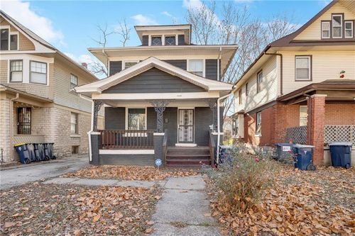 3241 E 28th St, Kansas City, MO, 64128-1202 | Card Image