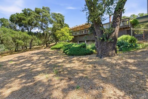 2155 Thornsberry Road, Sonoma, CA, 95476 | Card Image