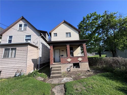 1067 Cleveland Ave, Brackenridge, PA, 15014-1323 | Card Image