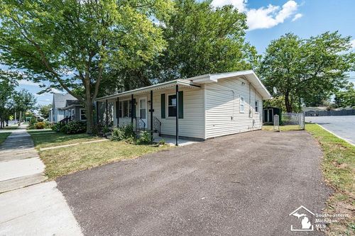 435 Toledo Street, Dundee Township, MI, 48131 | Card Image