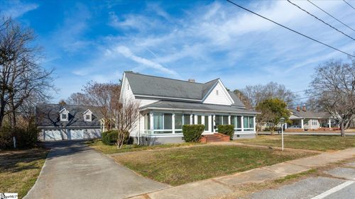 302 W Hampton Ave, Honea Path, SC, 29654-2137 | Card Image