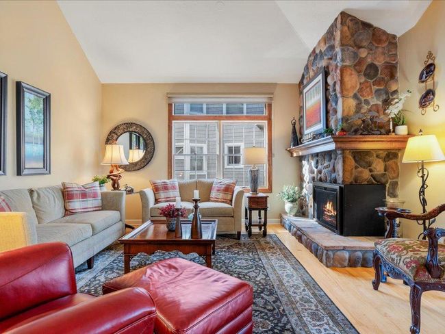 1303 E Point Dr, Townhouse with 3 bedrooms, 3 bathrooms and null parking in East Gull Lake MN | Image 13
